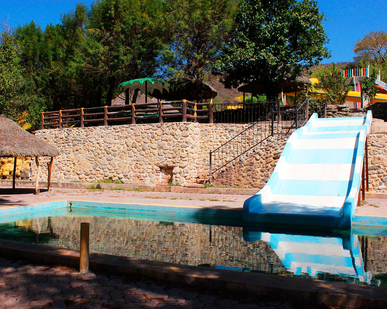 Balneario Atotonilco , Huehuetlán el Grande