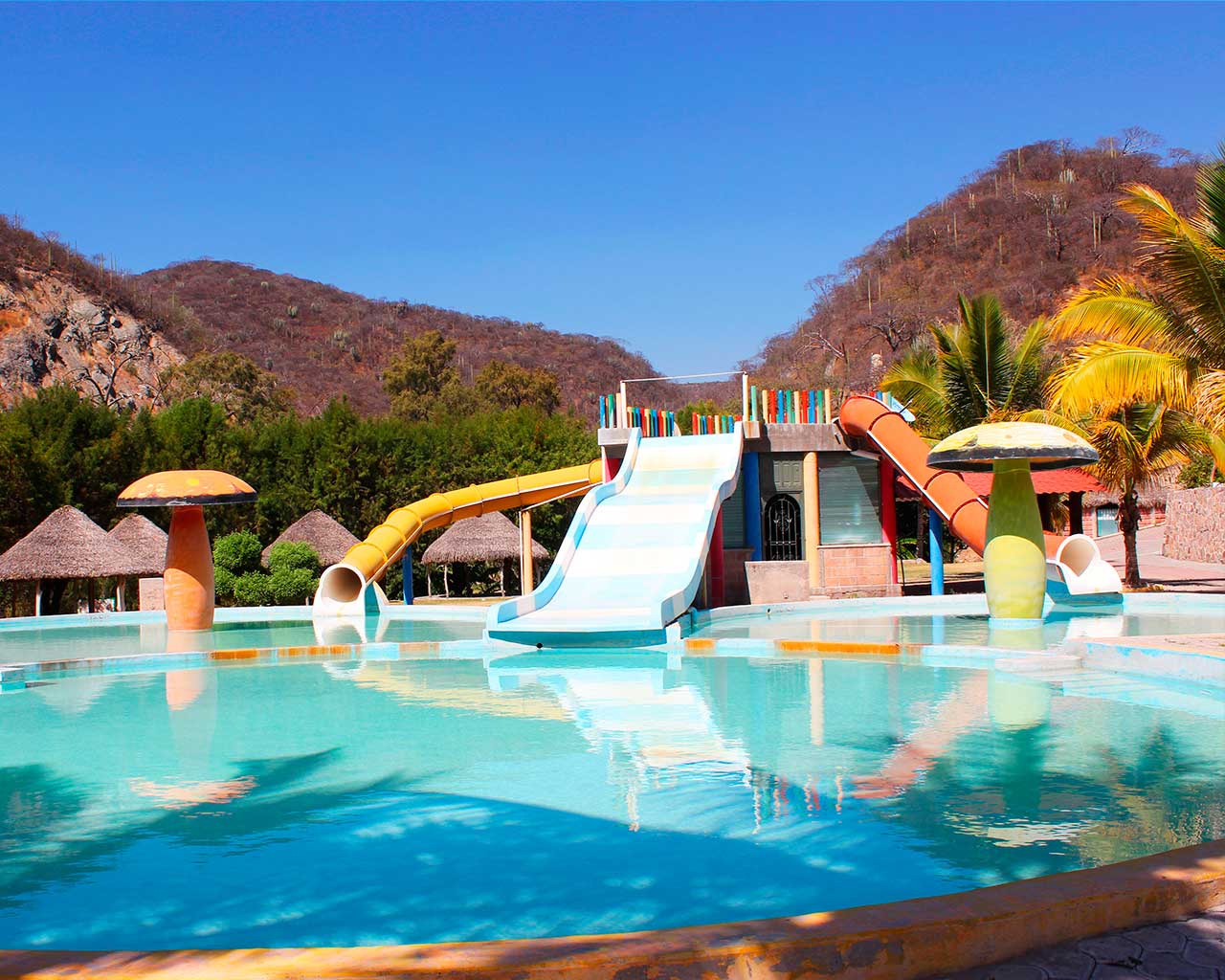 Balneario Atotonilco , Huehuetlán el Grande