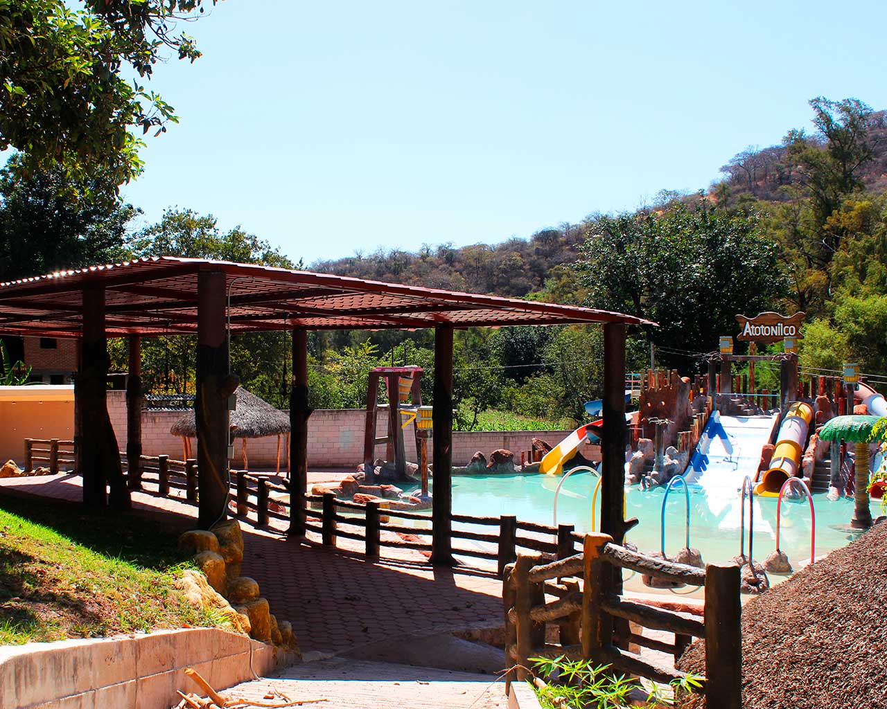 Balneario Atotonilco , Huehuetlán el Grande